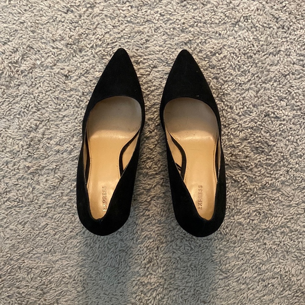 Express Black Pointed-Toe Wedges. Size 10 - image 1